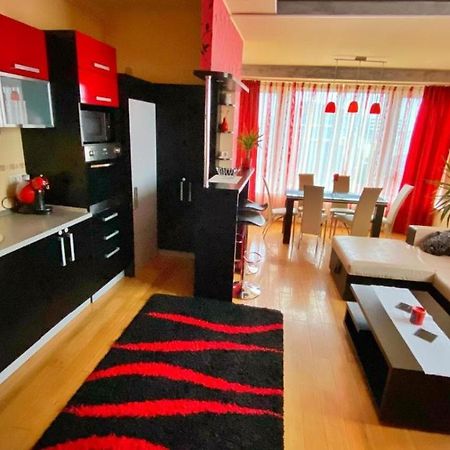 Mamaia Nord Apartament ナボダリ エクステリア 写真