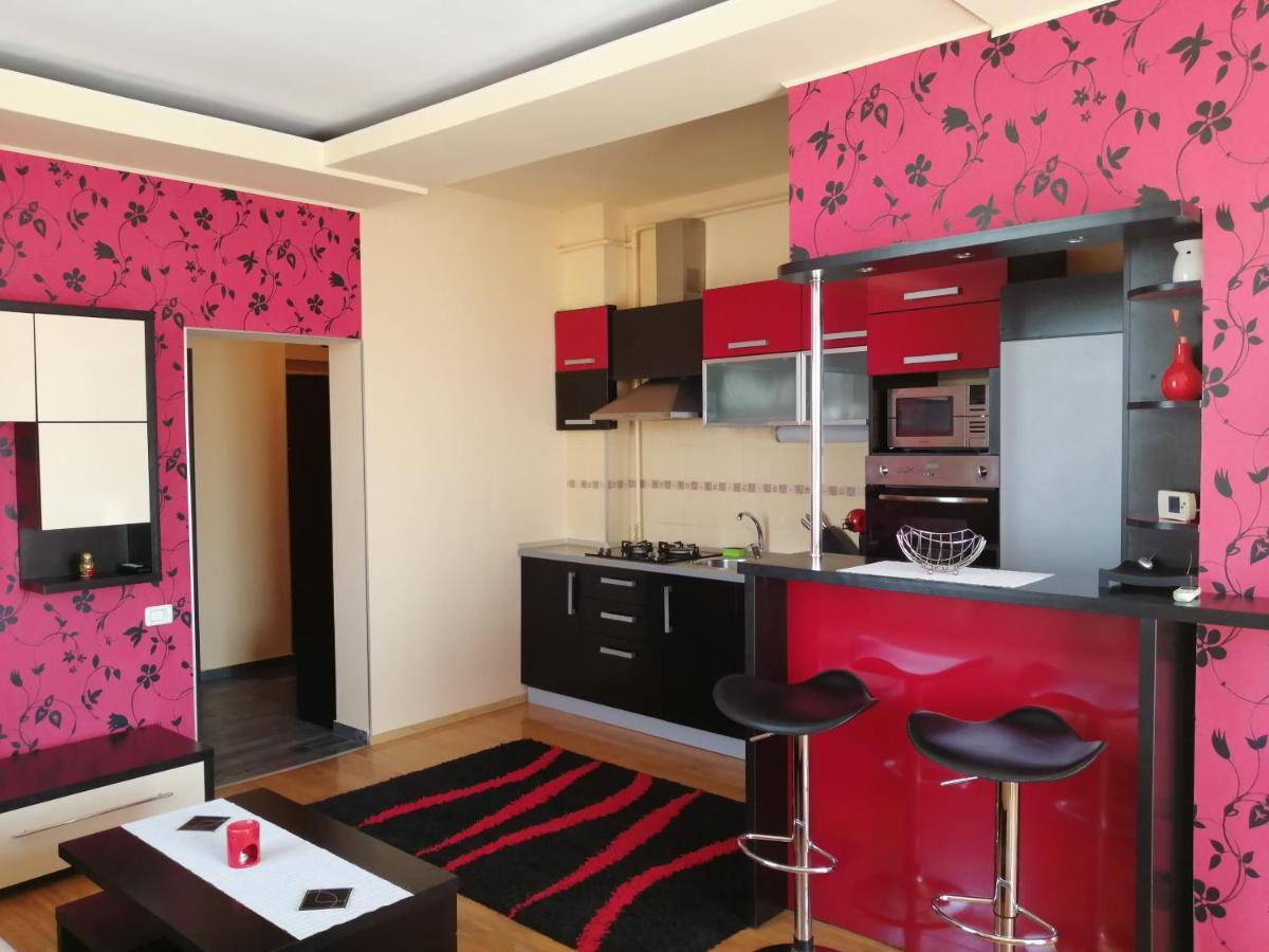 Mamaia Nord Apartament ナボダリ エクステリア 写真