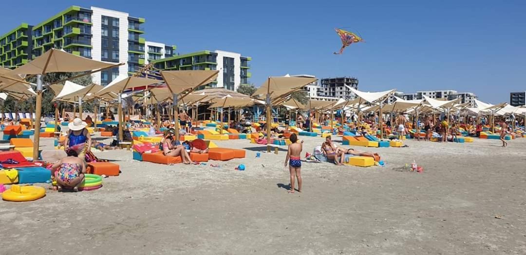 Mamaia Nord Apartament ナボダリ エクステリア 写真
